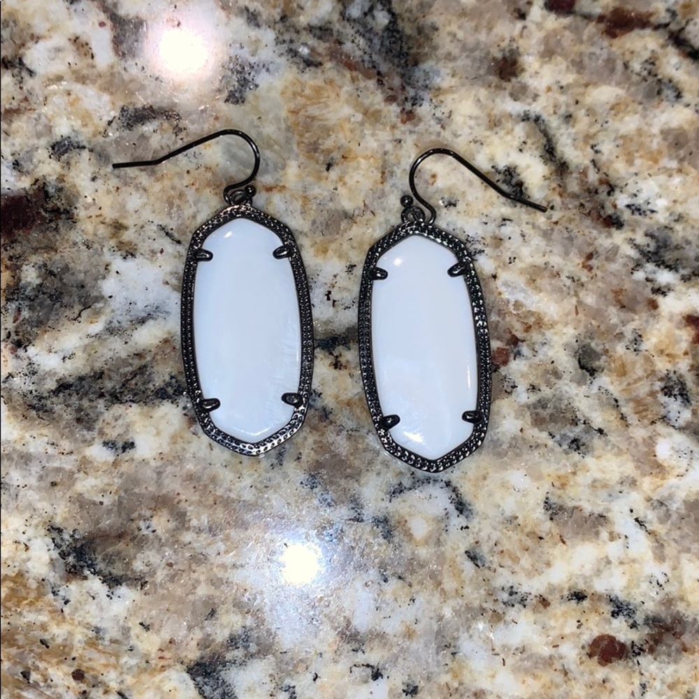 Kendra Scott earrings!